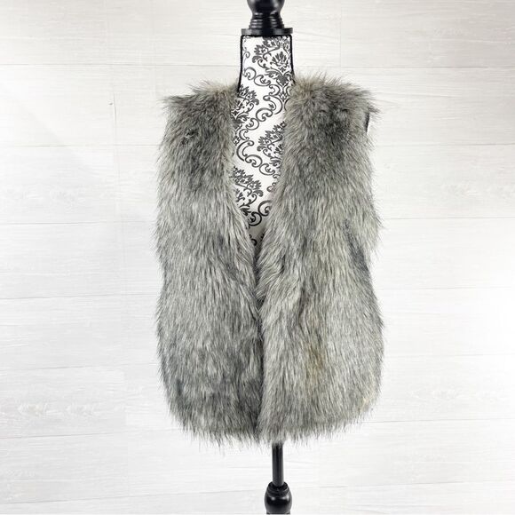 Jack B.B. Dakota Castleton Faux Fur Vest - Picture 5 of 11
